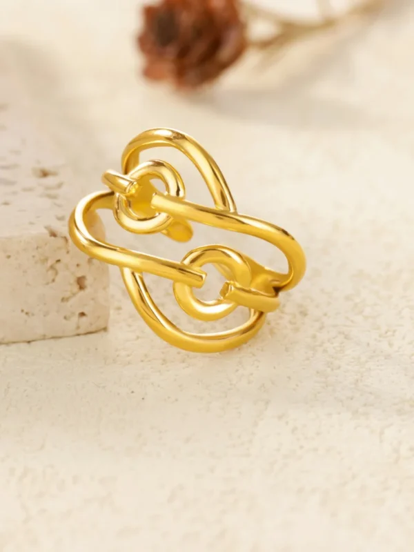 18K White Gold Sapphire